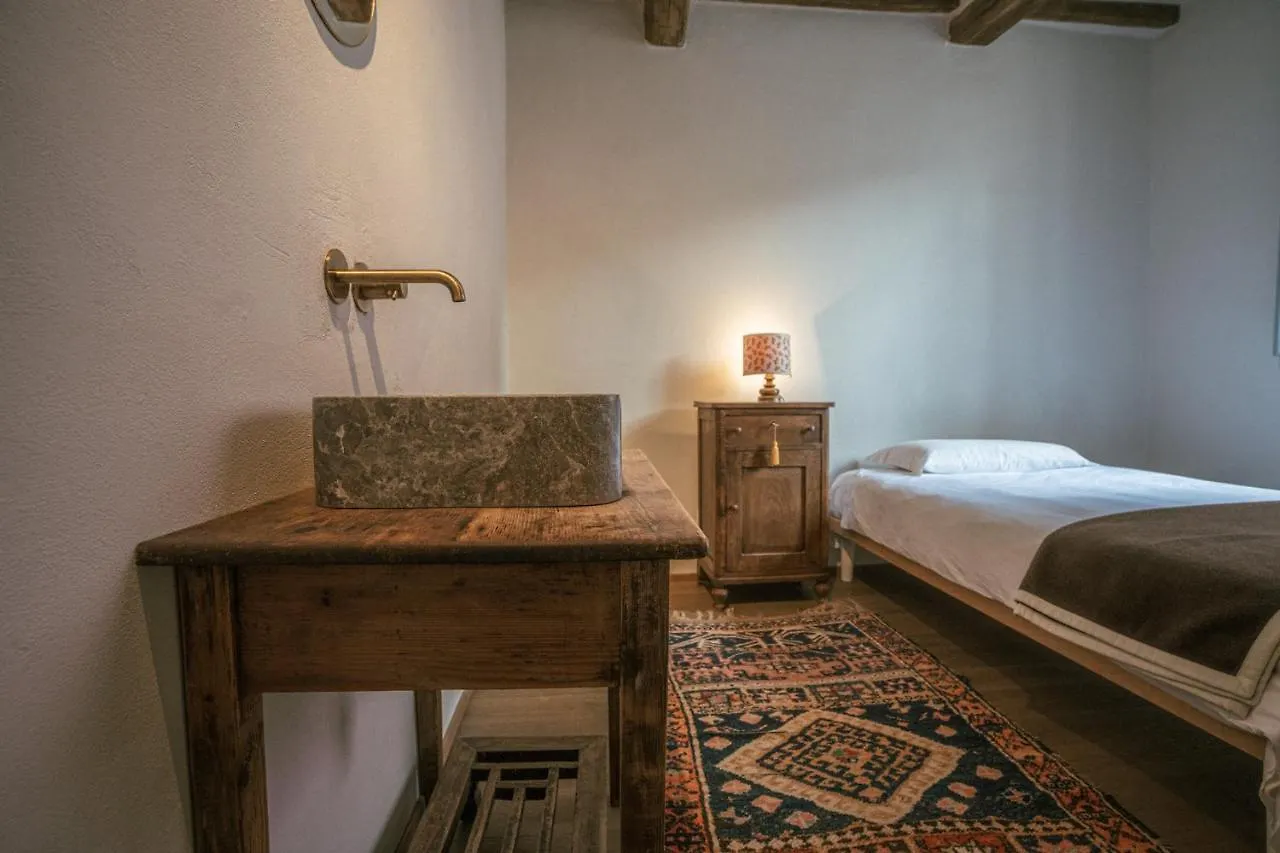 فندق Albergo La Pietra روكّالبينيا